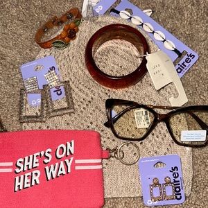 She’s on her way bundle